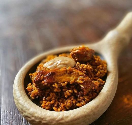 Plat nansa 31x17x5 cm sucre