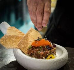 Plat amb nansa càntabre