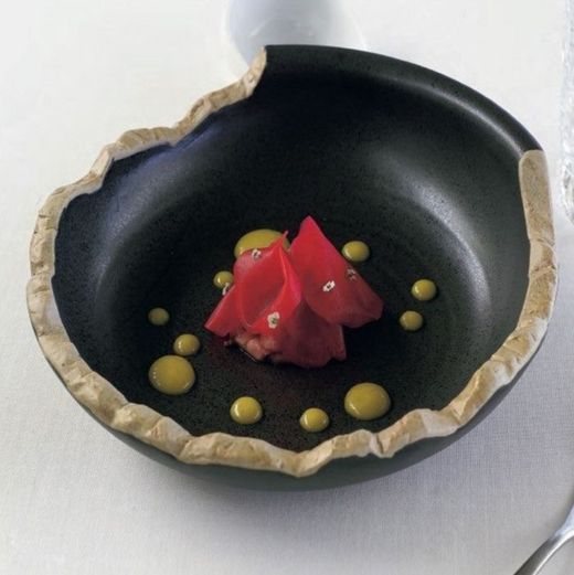 Plato Sucro Stoneware redondo 24 cm